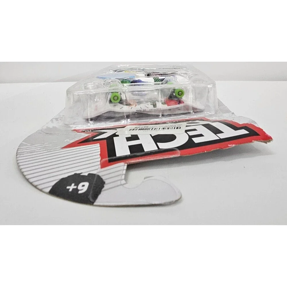 Tech Deck Revive Fingerboard 4-Pack With Customization Tools